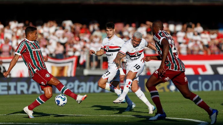 Sâo Paulo vence o Fluminese e amplia boa fase no Brasileiro