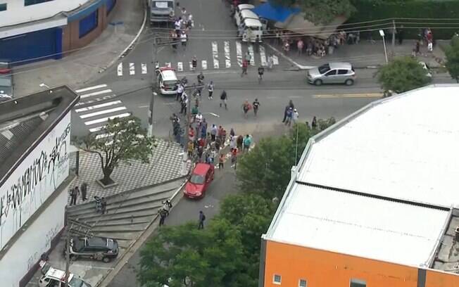 Trânsito na região precisou ser alterado após assalto em loja da Freguesia do Ó, na zona norte de São Paulo