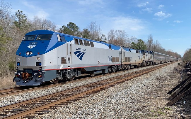 Nova rota de trem conecta Miami e Chicago