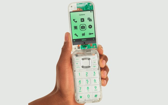 Heineken e Bodega lançam ‘The Boring Phone’ para desconectar e promover interações reais