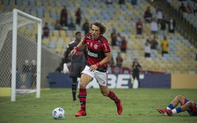 Michael fala sobre impacto de David Luiz no elenco do Flamengo: 'Está nos ajudando dentro e fora de campo'