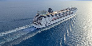 Porto de Santos continua fechado para manobras de grandes navios