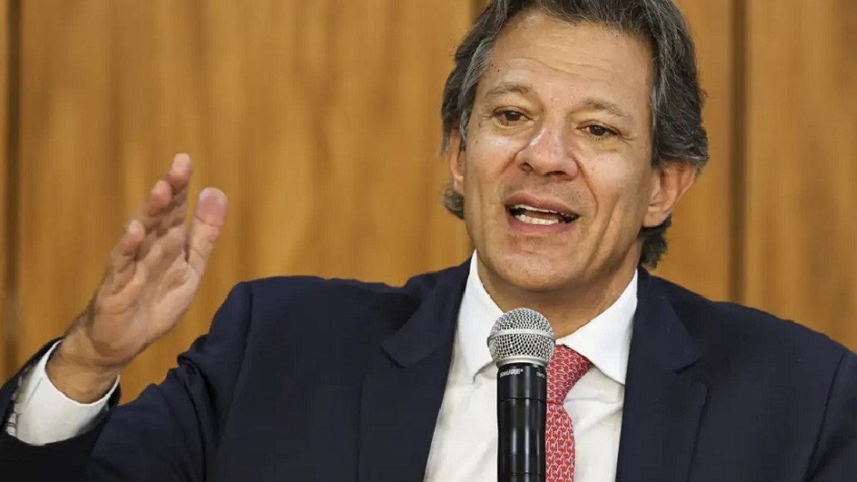 Haddad diz que governo pode rever projeção para o PIB