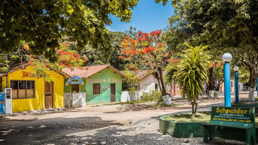 Centrinho de Cumuruxatiba, distrito de Prado (BA) Centrinho de Cumuruxatiba, distrito de Prado (BA)