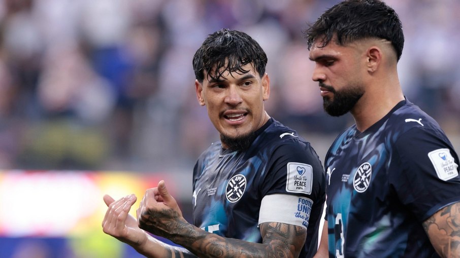 Gustavo Gomez não impediu a goleada contra os EUA Gustavo Gomez não impediu a goleada contra os EUA
