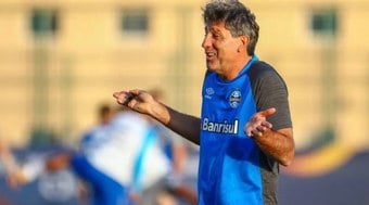 Renato Gaúcho volta a recusar investidas de clubes árabes