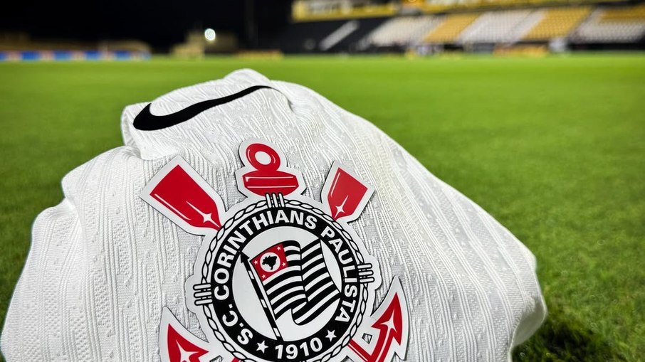 Corinthians cogita novo acordo que pode render até R$ 1 bilhão Corinthians cogita novo acordo que pode render até R$ 1 bilhão