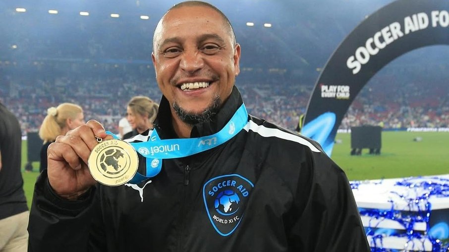 Roberto Carlos se separa da mulher e passa a 'morar' no CT do Real Madrid