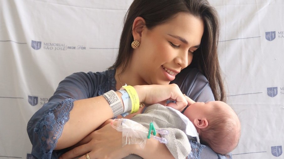 Laís Brito fala dos primeiros dias com o recém-nascido