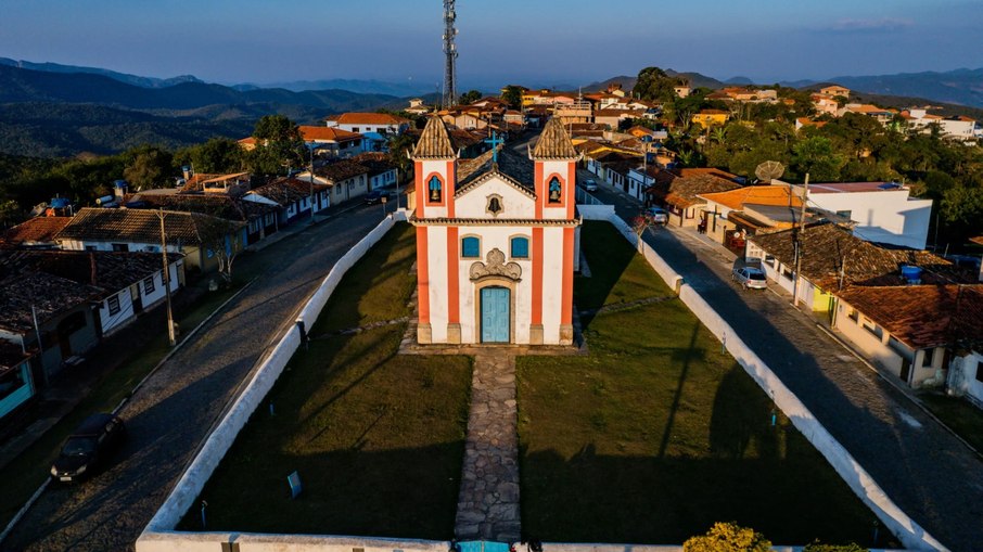Igreja em Lavras Novas Igreja em Lavras Novas