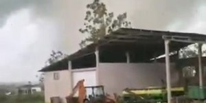 Vídeo: tornado atinge cidade gaúcha e assusta moradores