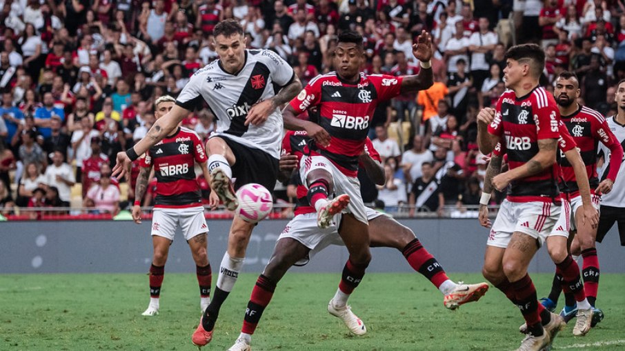 Flamengo e Vasco se enfrentam no Cariocão; saiba informações
