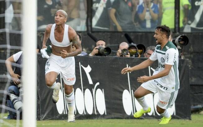 Deyverson foi o autor do gol da vitória do Palmeiras sobre o Vasco que confirmou o deca do Brasileirão