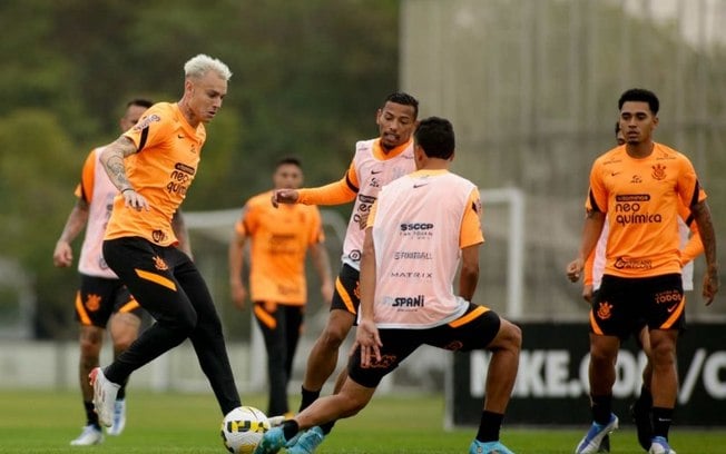 Com foco no ataque, Corinthians segue preparação para enfrentar o Atlético-GO