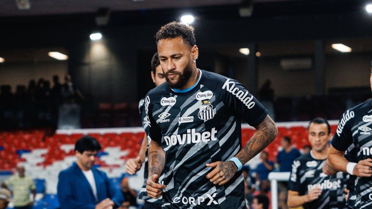 Cuca explica decisão de barrar Neymar no Santos: "Não é o ideal"