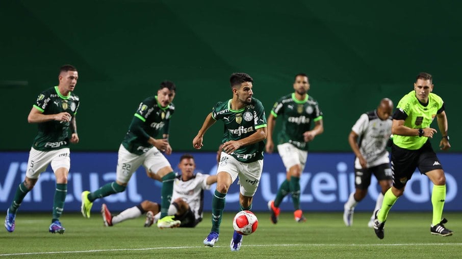 Palmeiras volta a jogar no Allianz após reforma
