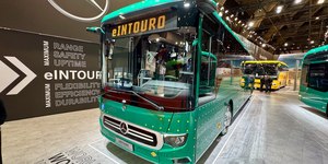 Busworld 2025: ônibus eINTOURO tem autonomia de até 500 Km