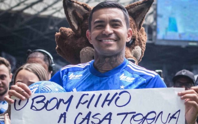 Dudu soltou o verbo nas redes sociais - Foto: Reprodução / Instagram Dudu soltou o verbo nas redes sociais - Foto: Reprodução / Instagram