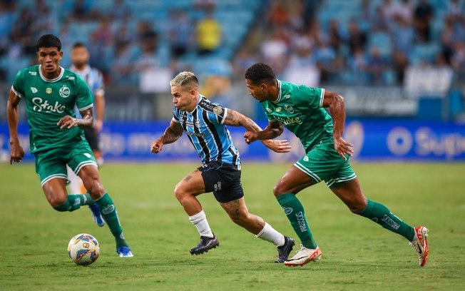 Reforço do Grêmio tem lesão confirmada e deve desfalcar por período maior do que o esperado