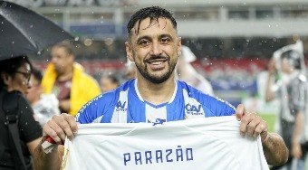 Robinho recorda títulos e busca ir à Série A com Paysandu