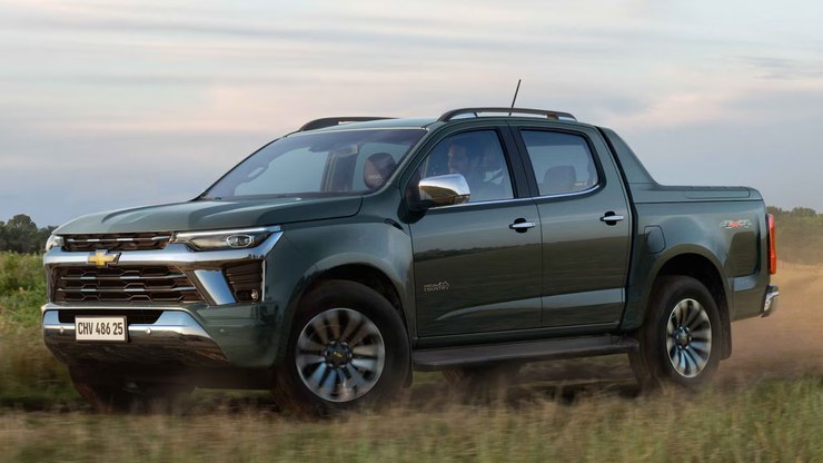 Fiat e Peugeot fazem recall de 21 mil carros