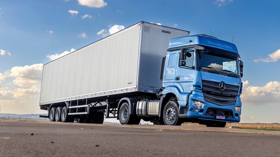 Mercedes-Benz Axor Mercedes-Benz Axor