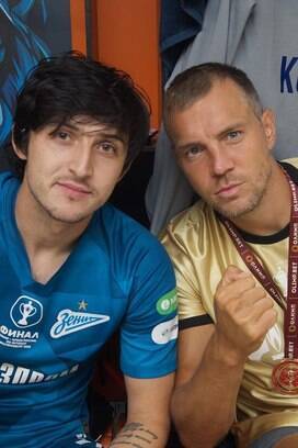 Zenit do brasileiro Hernani é campeão russo com três rodadas de
