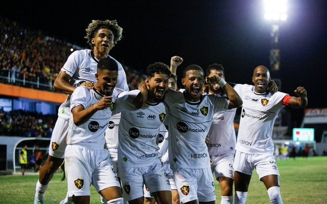 Sport vence o Flamengo de Arcoverde e reassume liderança do Campeonato Pernambucano