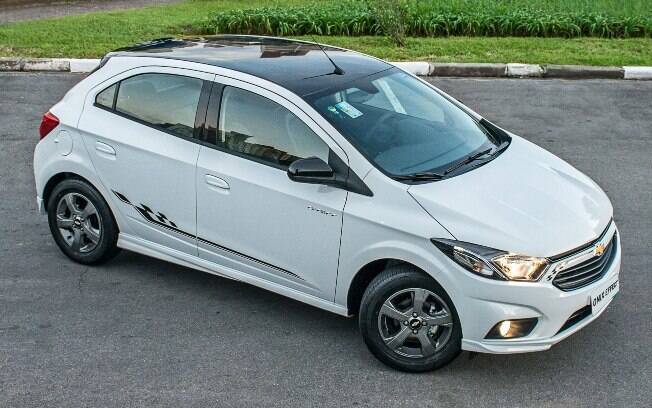 Chevrolet Onix Effect: baseado no conceito Track Day de 2014, modelo é um dos esportivos de adesivo