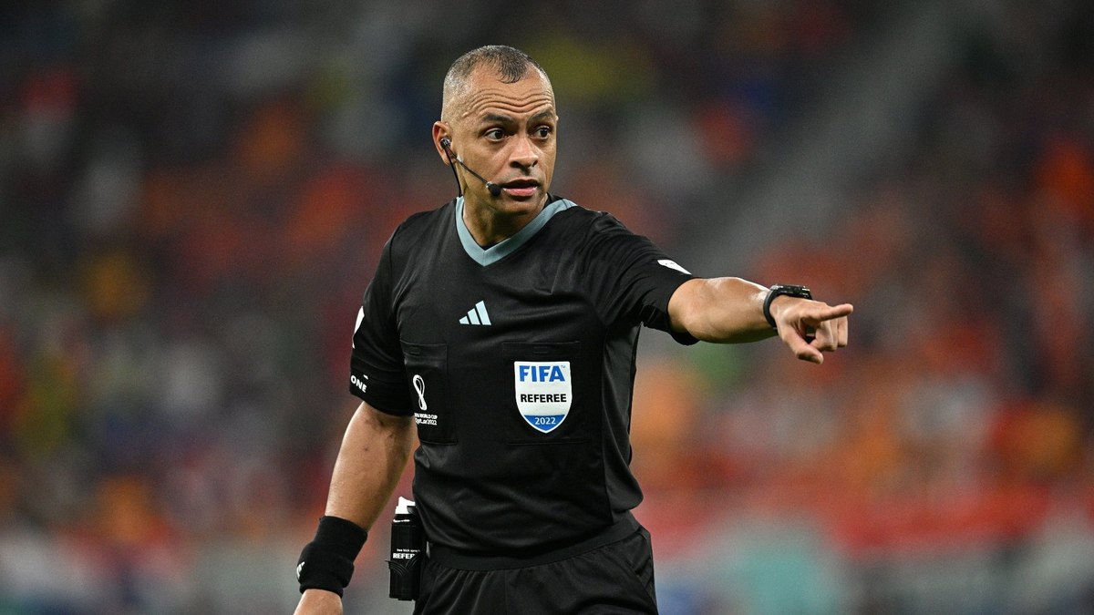Wilton Pereira Sampaio será afastado pela CBF Wilton Pereira Sampaio será afastado pela CBF