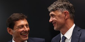 Polêmica com Pirlo tira Maldini e Leonardo da seleção da Itália