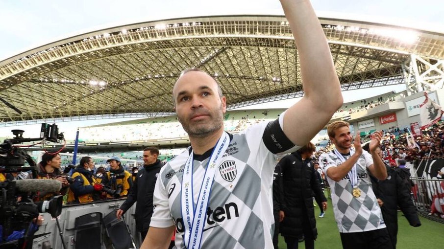 Iniesta está livre no mercado da bola