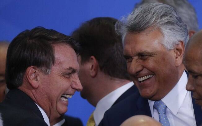 Caiado ataca Doria e diz que paulistas no podem ser vacinados antes dos outros Caiado ataca Doria e diz que paulistas no podem ser vacinados antes dos outros