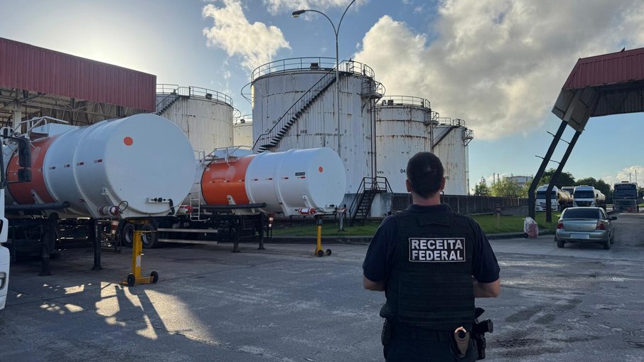 Operação Poço de Lobato realizada Receita Federal e Ministério Público, nesta quinta-feira (27)