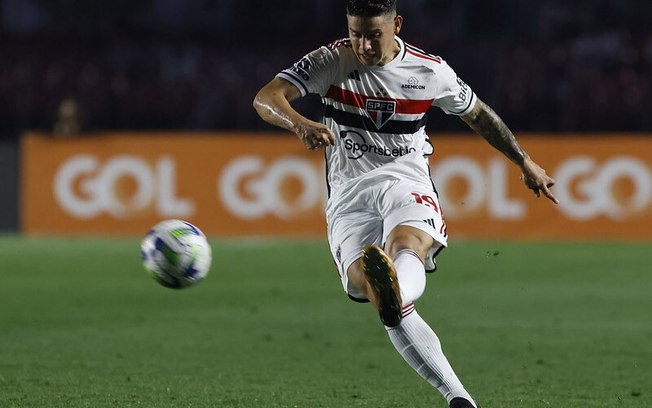 James marcou seu primeiro gol pelo São Paulo, contra o Fortaleza