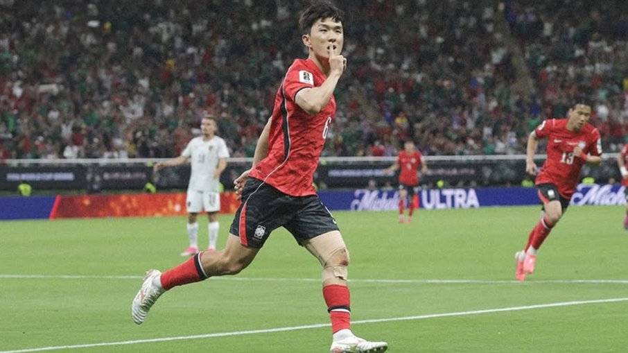 Coreia sofre, mas vira no segundo tempo