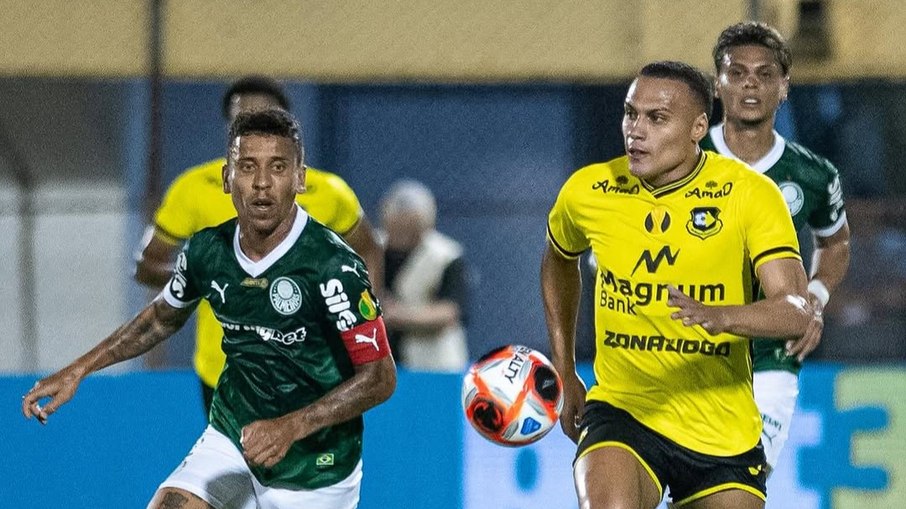 Léo Jabá, ex-Corinthians que brilhou no Paulistão pelo São Bernardo, entra na mira de times da Série B Léo Jabá, ex-Corinthians que brilhou no Paulistão pelo São Bernardo, entra na mira de times da Série B