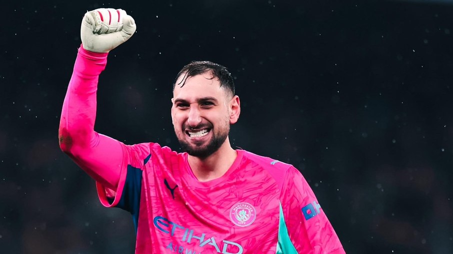 Gianluigi Donnarumma defendeu pênalti de Vini Jr. no jogo de ida