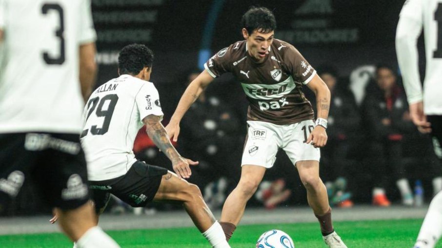 Platense venceu o Corinthians por 2 a 0 Platense venceu o Corinthians por 2 a 0