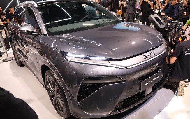 BYD Atto 8 é apresentado no Salão do Automóvel e chega em 2026 BYD Atto 8 é apresentado no Salão do Automóvel e chega em 2026