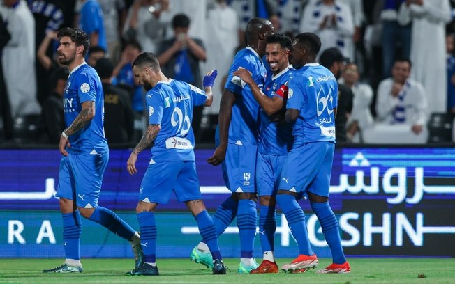 Al-Hilal vence mais uma no Campeonato Saudita com gols brasileiros