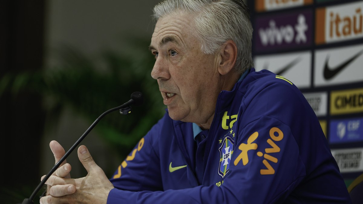 Ancelotti vai na contramão de Danilo e aponta Seleção organizada