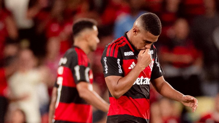 Web cita "manipulação de resultados" em classificação do Flamengo
