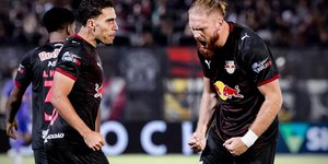 Bragantino supera Cruzeiro em jogo agitado pelo Brasileirão