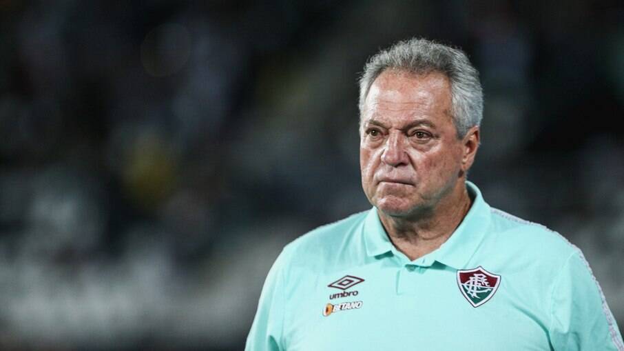 Abel Braga em partida pelo Fluminense
