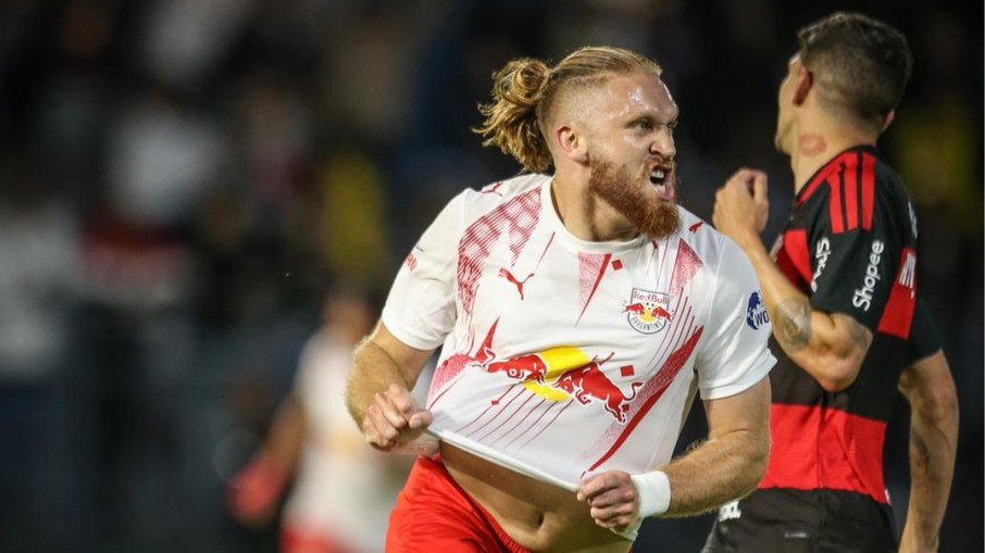 RB Bragantino amassa Flamengo e leva primeira derrota a Leonardo Jardim