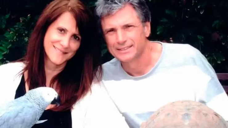 Casal deixa parte da herança para tartaruga e papagaio