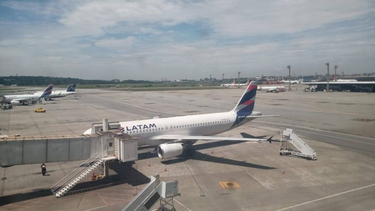 Ações ocorreram no aeroporto de Guarulhos.