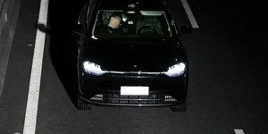 Motorista bêbado é detido após viajar no carona em carro com ADAS
