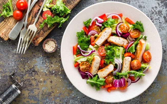 5 saladas para emagrecer com saúde